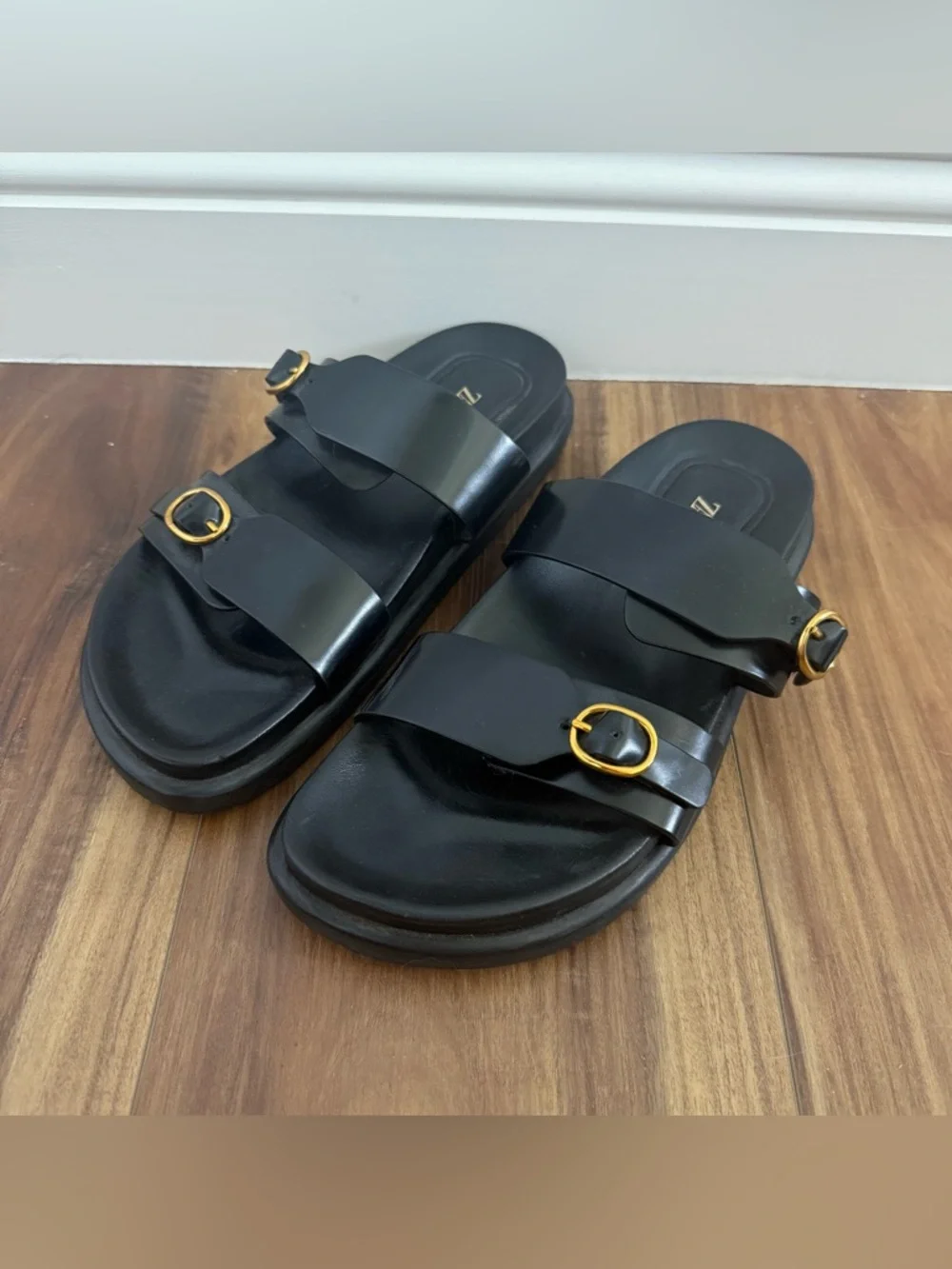 Zara Black Leather Double-Strap Buckle Sandals Size 37 US 6.5/7 - Worn Once - Picture 2 of 7